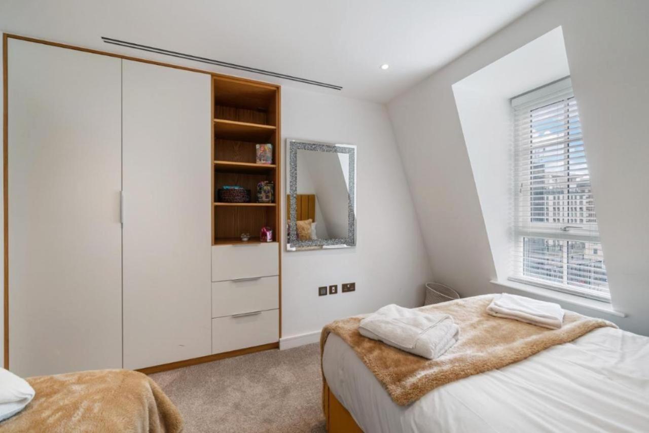 Appartamento con 3 Camere da Letto