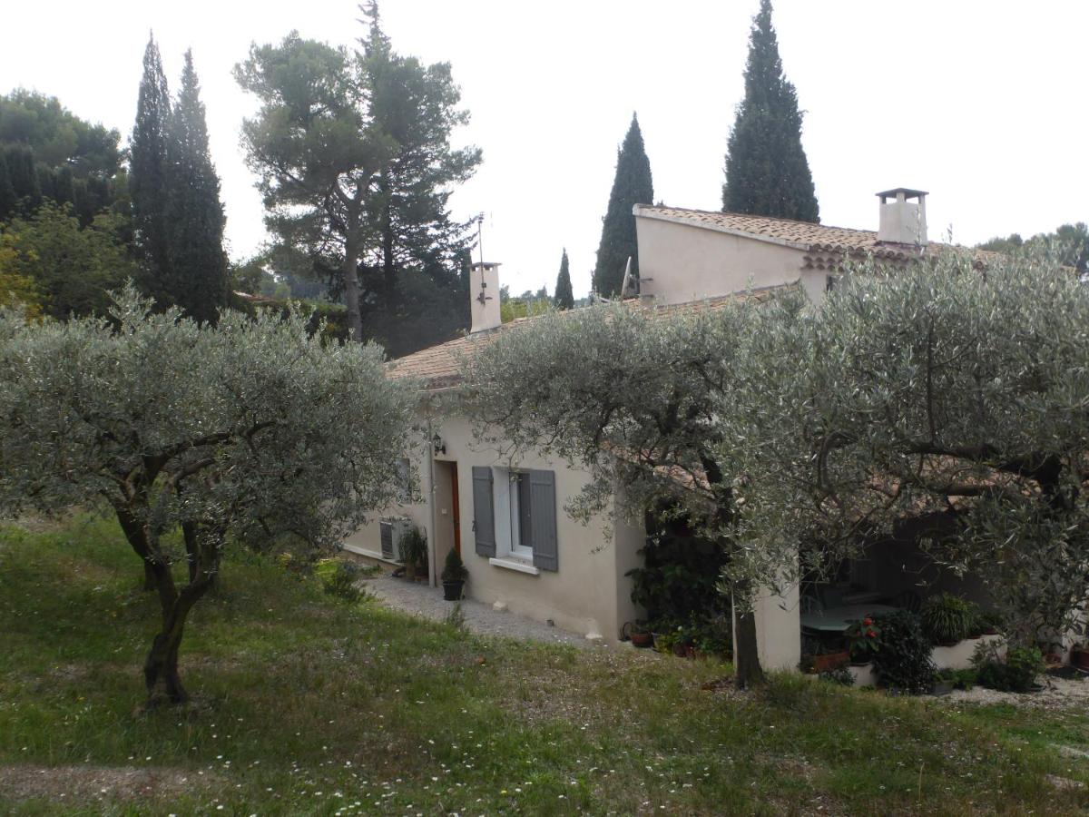 B&B Orgon - 2 chambres au calme Villa Chrisma Provence - Bed and Breakfast Orgon