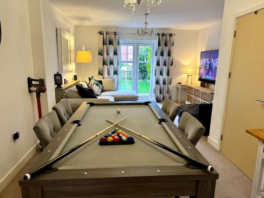 4BR Cheshire East/Townhouse/Central - Close to Bentley - Ferienwohnung