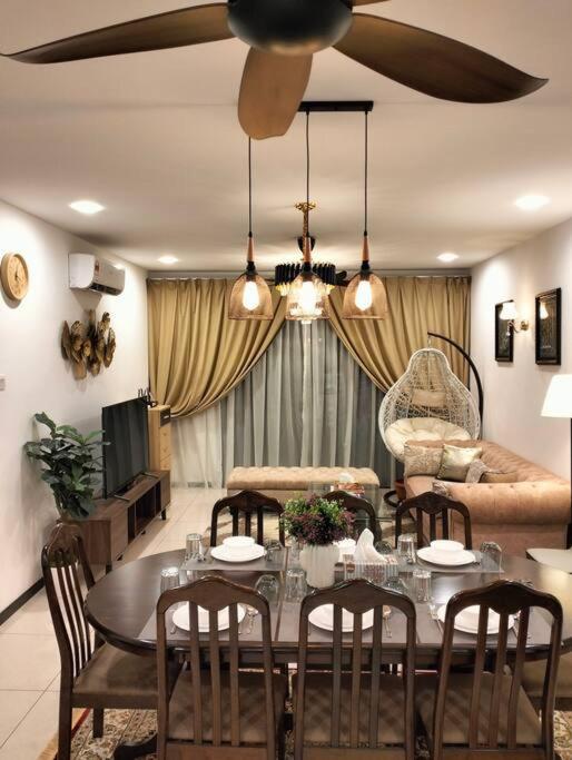 MH Homestay 3R2B Condo very near to KLCC, Free Wi-Fi, Netflix & Parking - Chambres d'hôtes Kuala Lumpur