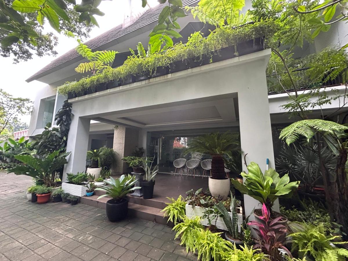 B&B Jakarta - ANNIE KUCA - Bed and Breakfast Jakarta