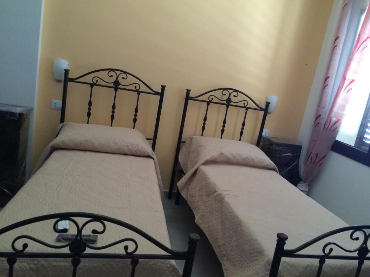 Chambre Lits Jumeaux avec Salle de Bains Privative
