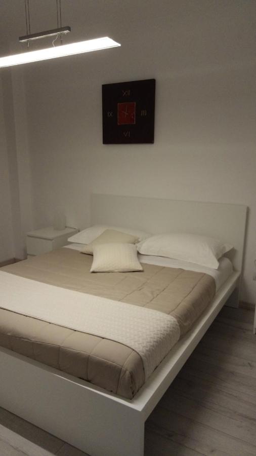 VILLA SA MINDA NOA 2 camere 2 bagni ARIA CONDIZIONATA e giardino - Bed and Breakfast Olbia