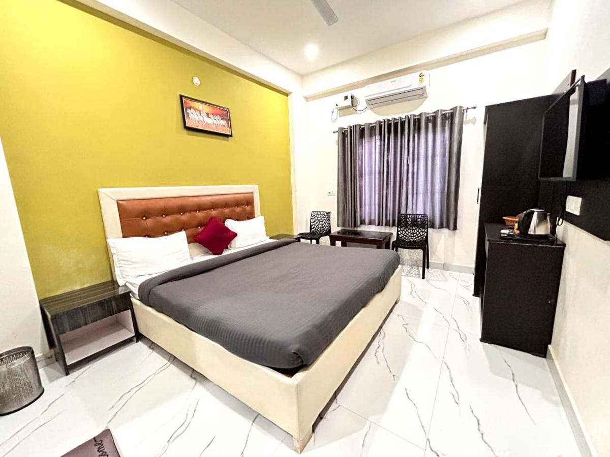 B&B Varanasi - Archana Home Stay - Bed and Breakfast Varanasi
