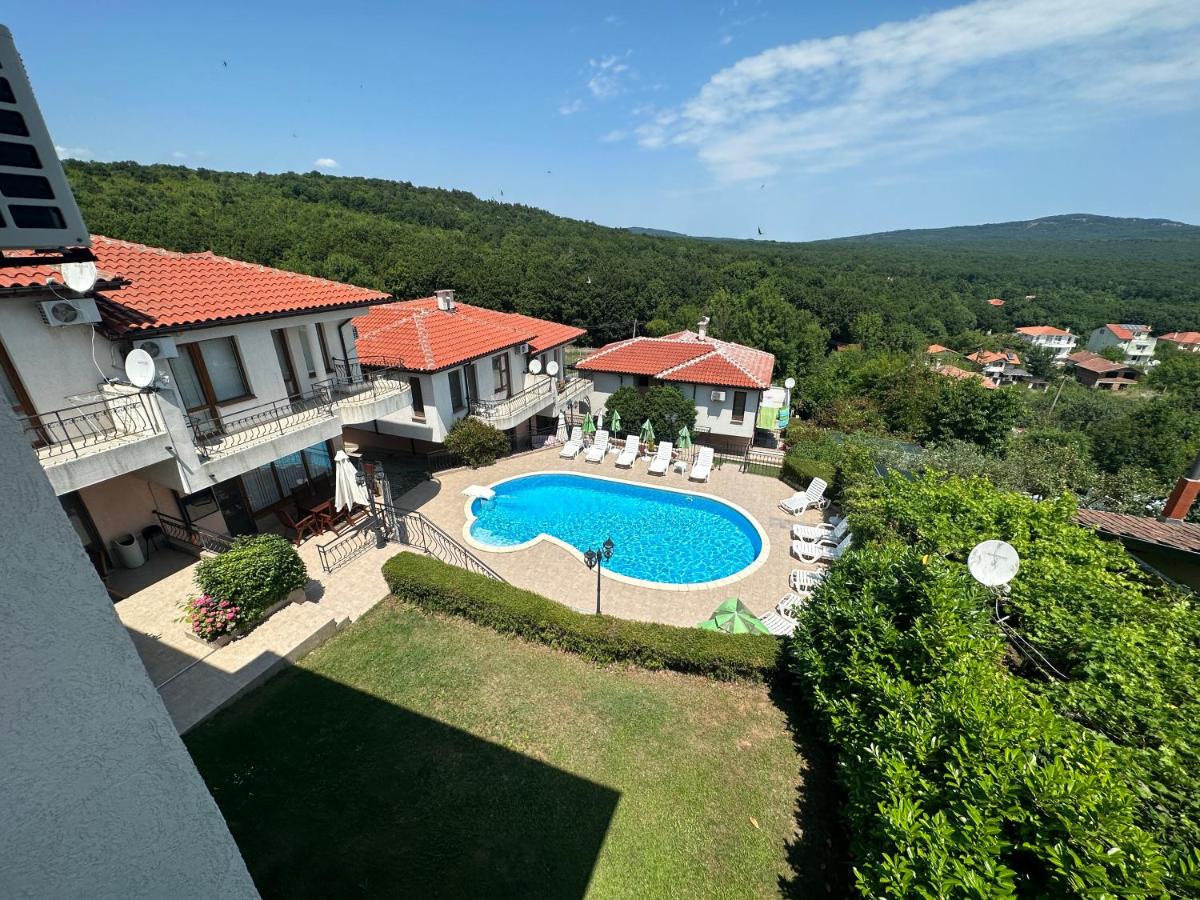 Guest House Primorsko - Uzundzha - Bed and Breakfast Primorsko