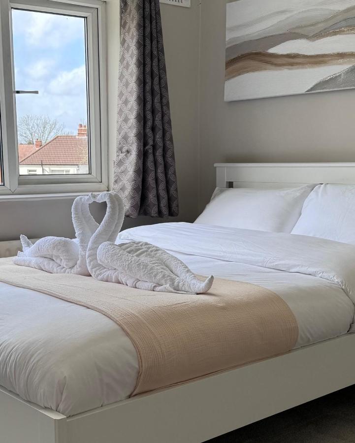 B&B Birmingham - Tayy’s Inn - Bed and Breakfast Birmingham