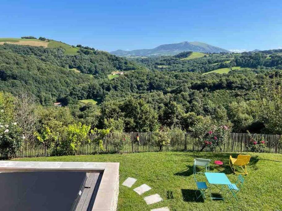 Studio Baïgura - Déconnexion au Pays basque - B&B