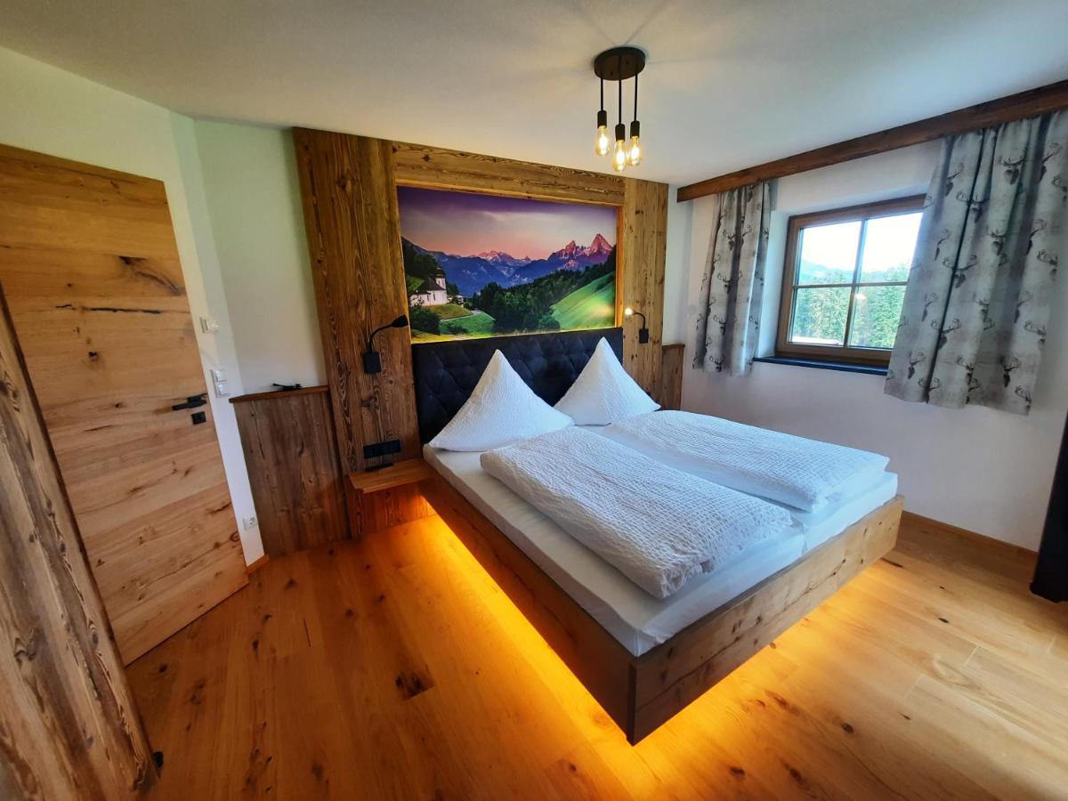 Apartment mit Balkon