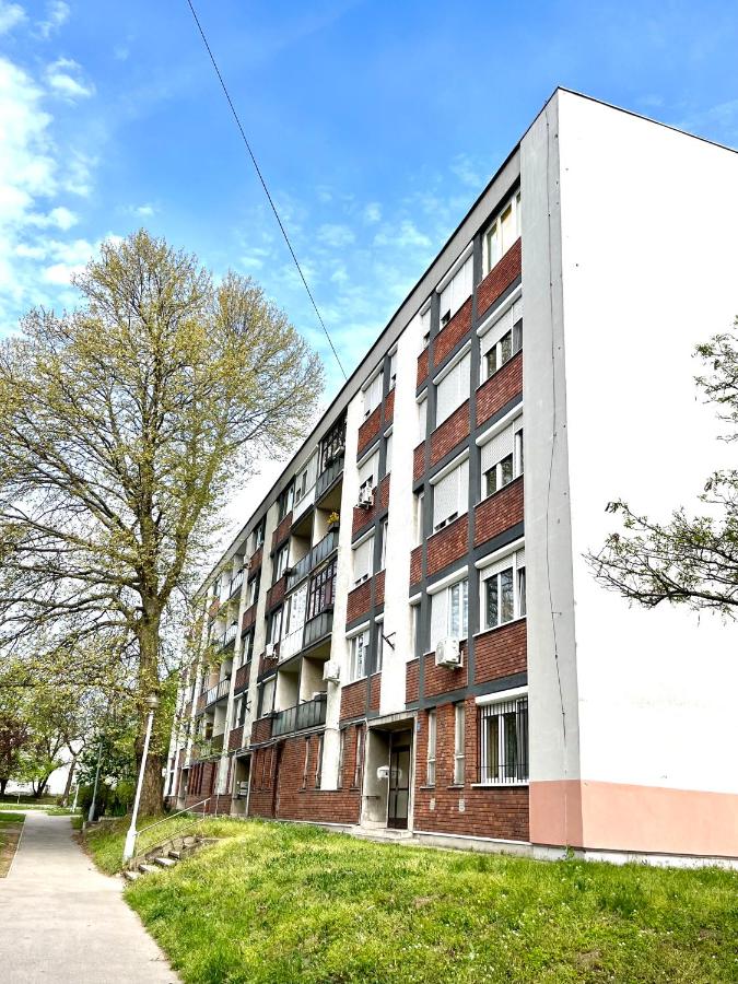Diamond Apartman Tatabanya - B&B