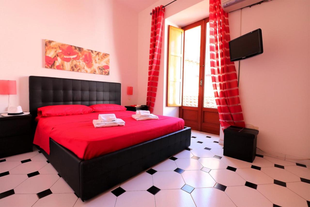 Estate4home - Sorrento Hearts - B&B Sorrento