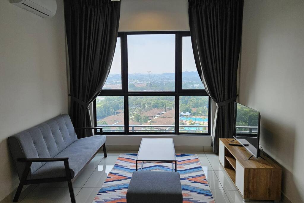 B&B Klang - Newly Furnished Home! TrivesHome Remia Residensi GM Port Klang - Bed and Breakfast Klang