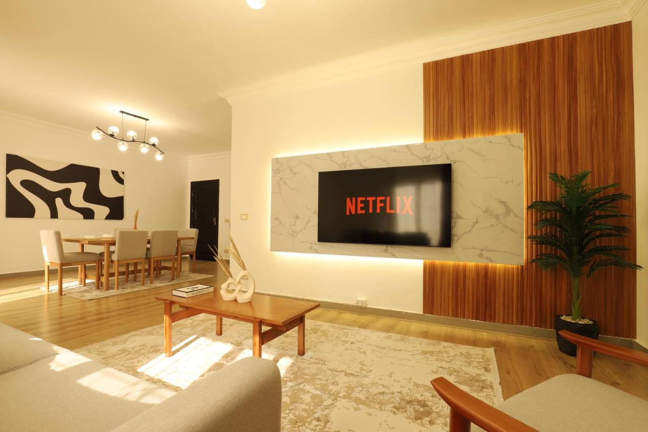 Signature Stays: Modern Chic Apt - Chambres d’hôtes