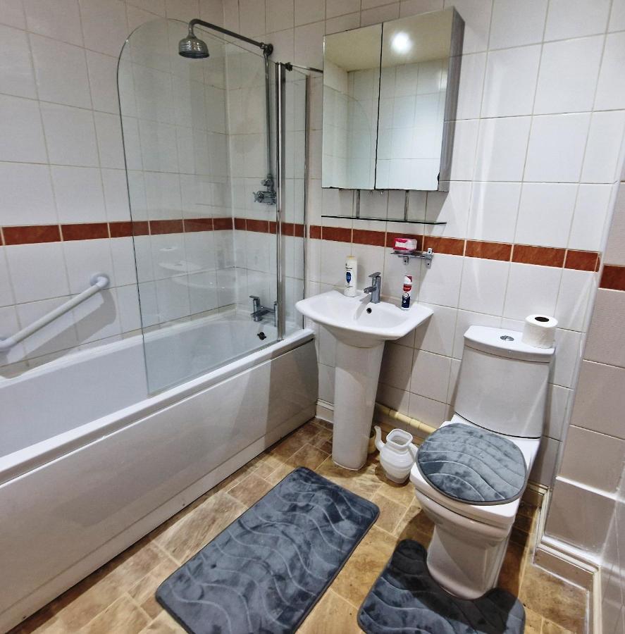 2 Bedroom Flat close to centre - B&B