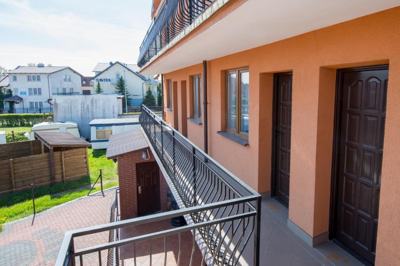 Big Foot by MANGO Food&Bar - B&B Karwia