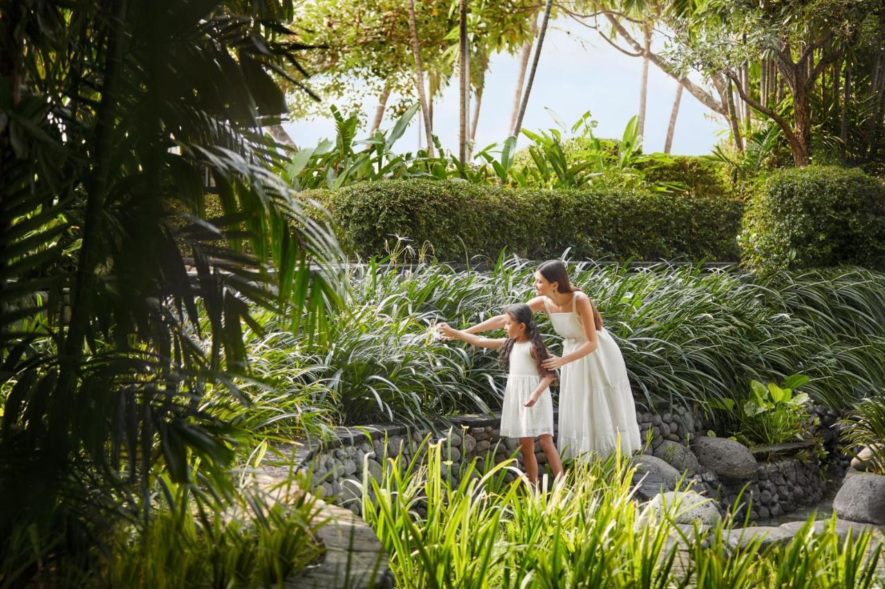 Surabaya JW Marriott Hotel Surabaya Additional
