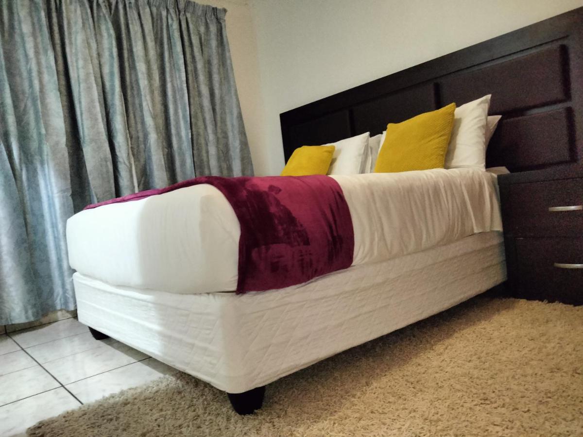 B&B Mbabane - Apartment on MR103 - Bed and Breakfast Mbabane