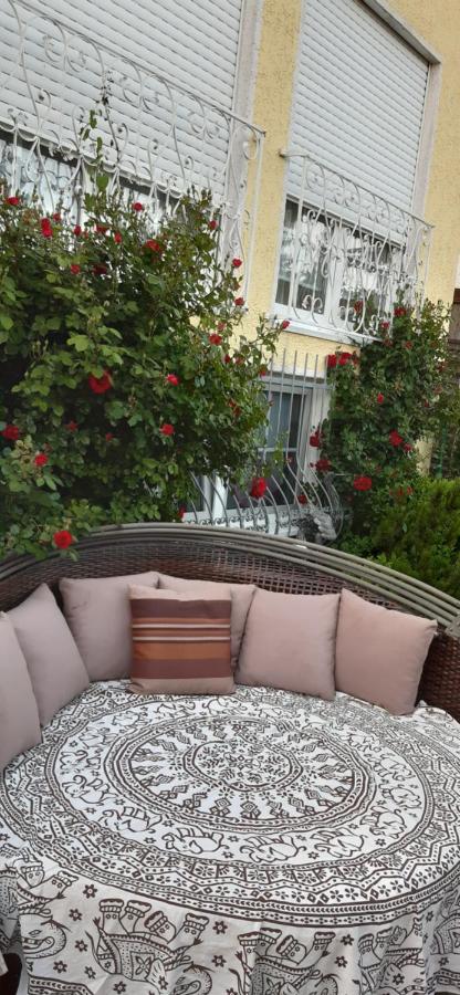 B&B Ehekirchen - Nensi - Bed and Breakfast Ehekirchen