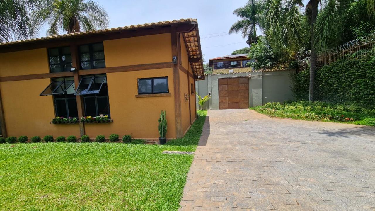 Casa da Pampulha: piscina aquecida, espaço gourmet - B&B