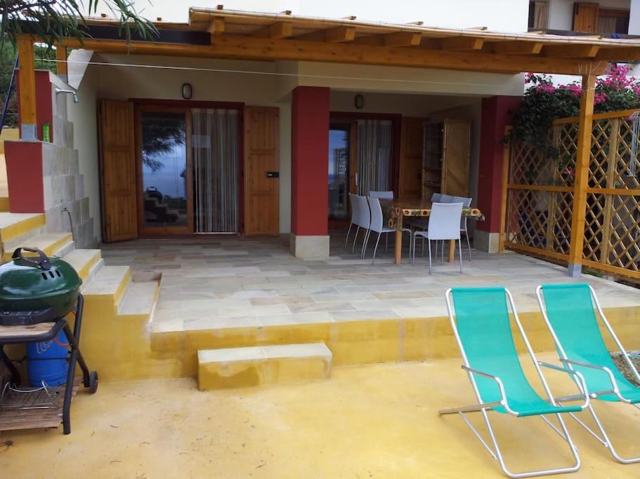 Lara Home Via Colombo 152 - B&B Torre dei Corsari