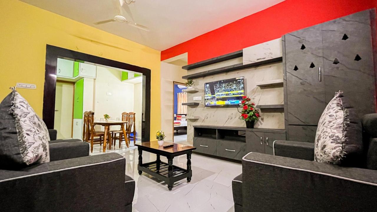 B&B Tirupati - S V IDEAL HOMESTAY -2BHK SERVICE APARTMENTS-AC Bedrooms, Premium Amities, Near to Airport - Bed and Breakfast Tirupati