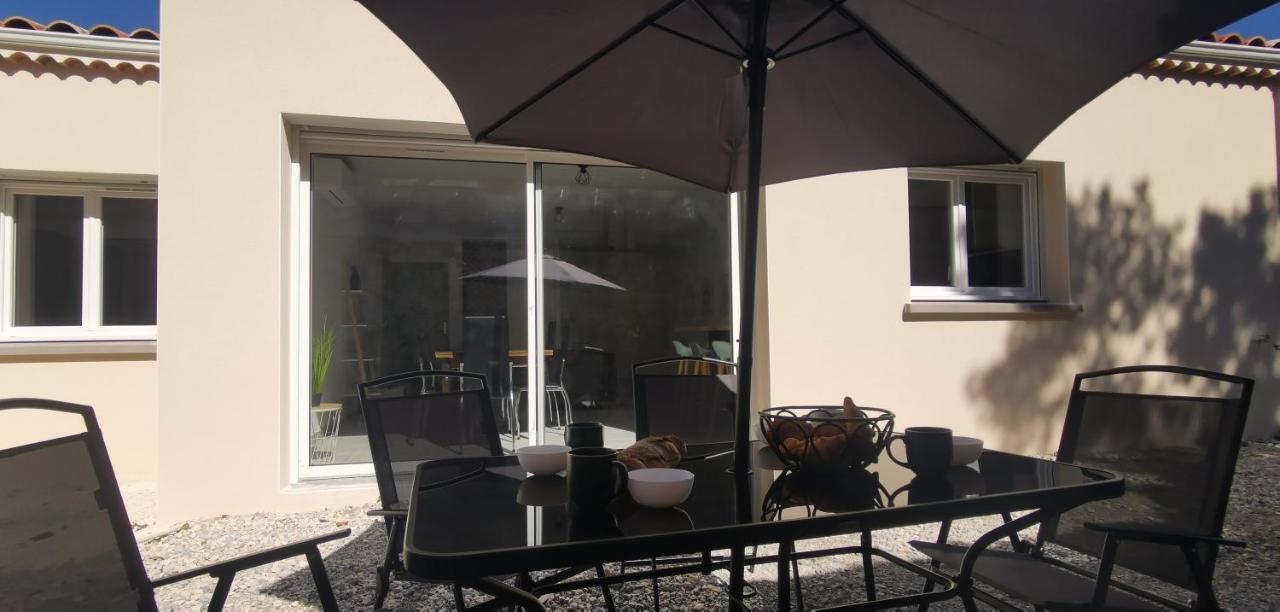 Nouvelle villa Provençale calme, proche du centre - Chambres d’hôtes
