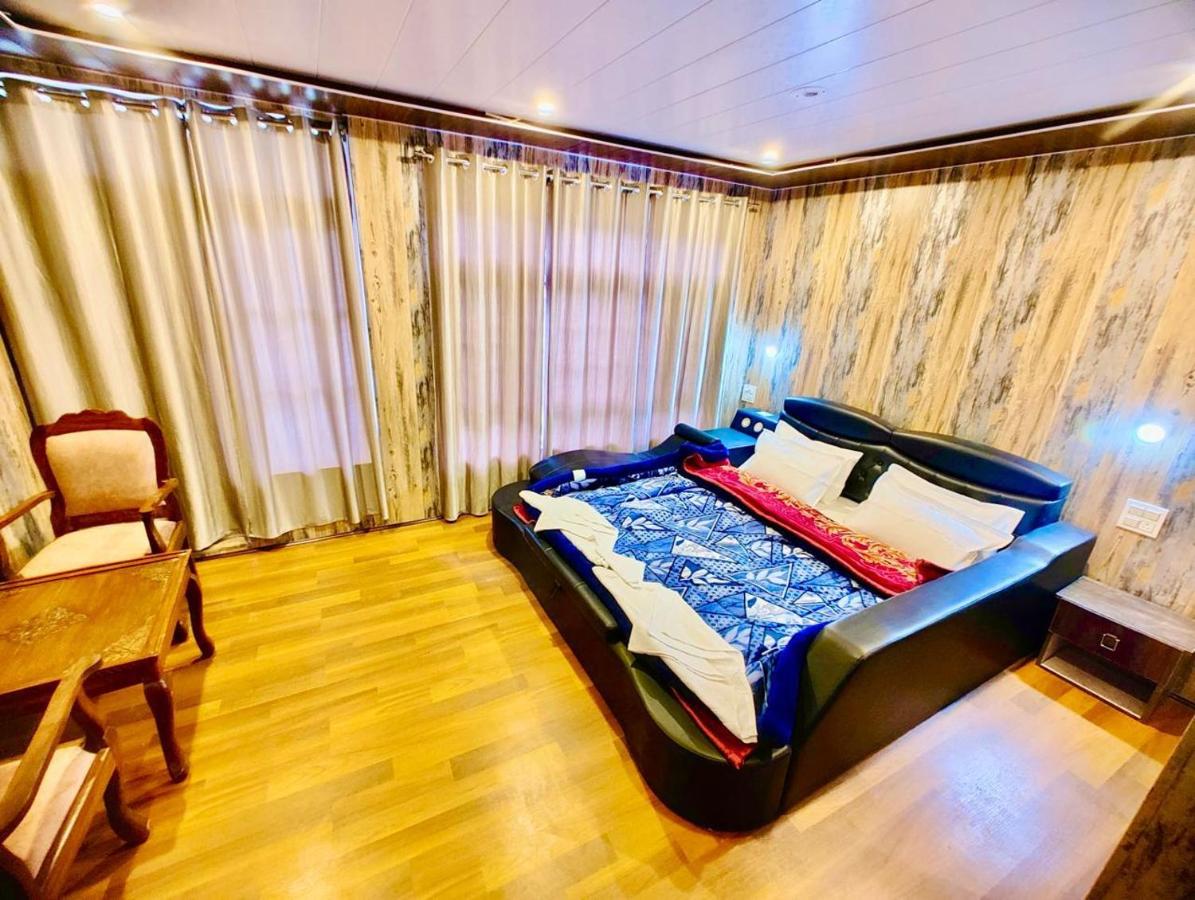 B&B Pahlgām - Lady Pahalgam Resort Operated By Zaara Resorts - Bed and Breakfast Pahlgām