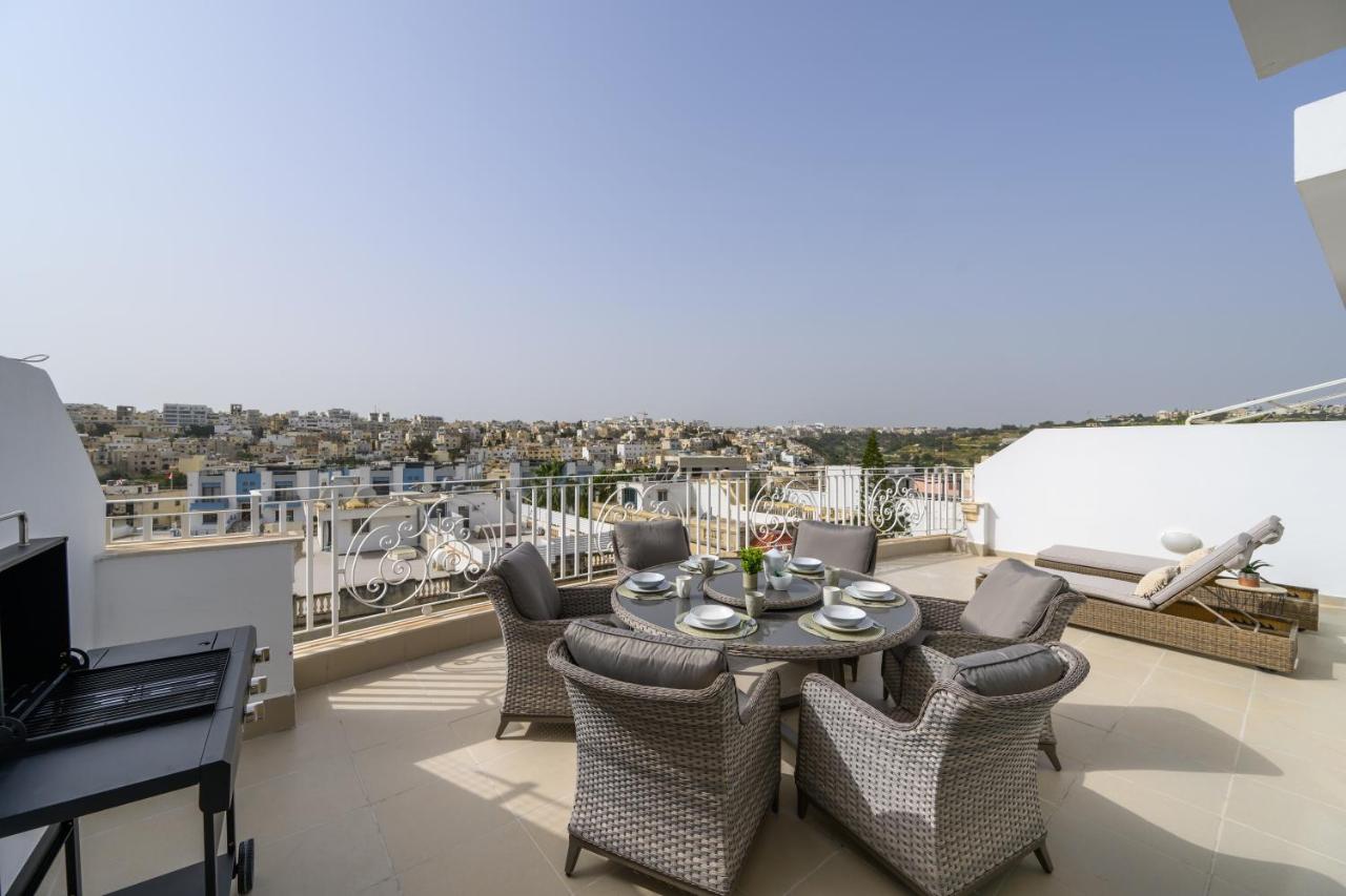 B&B Swieqi - Breathtaking Penthouse Crimson Court B - Bed and Breakfast Swieqi