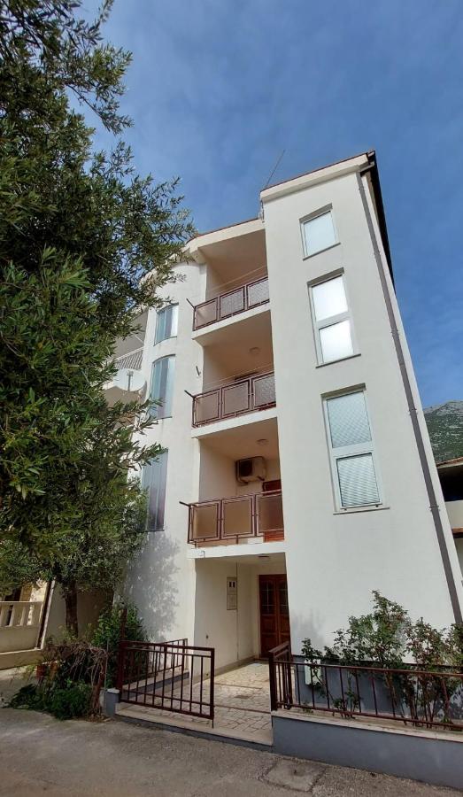 Apartmani Ivan - B&B