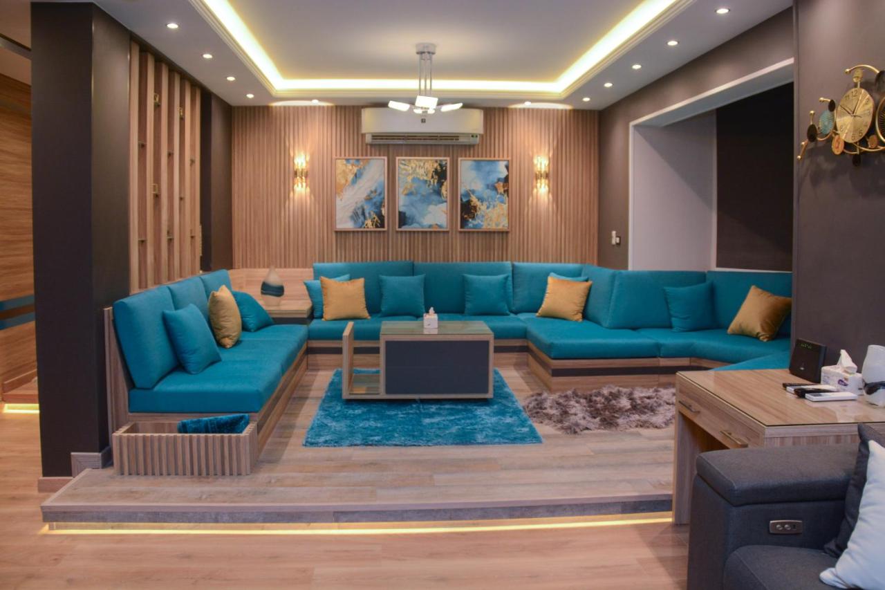 Luxury partial Nile view Maadi Cairo apartment - B&B