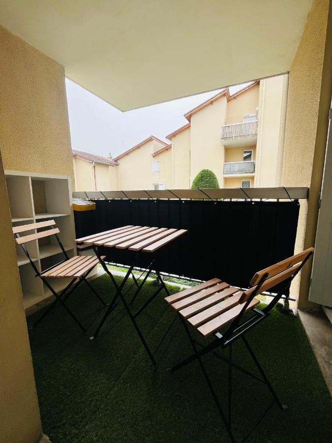 Appartement Cosy et Confortable - Chambres d'hôtes Saint-Genis-Laval