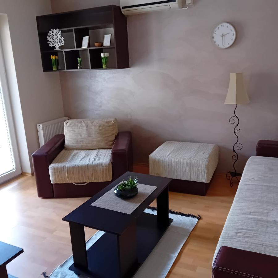 B&B Paraćin - Lena apartman - Bed and Breakfast Paraćin