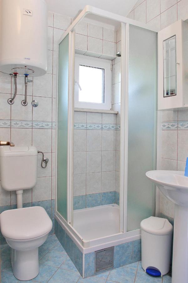 Apartamento con balcón