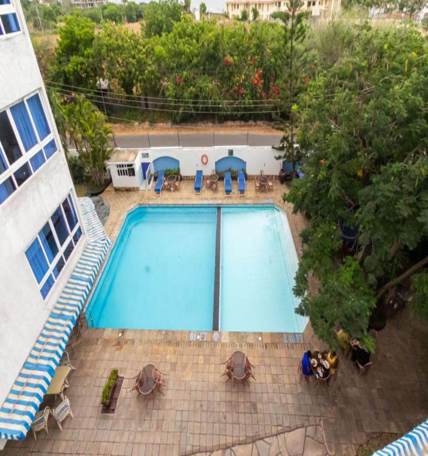Luxurious 2-Bedroom Apartment Nyali, Mombasa - Bed and Breakfast Frere Town