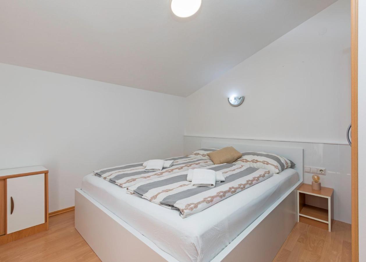 Apartment mit 1 Schlafzimmer und Balkon