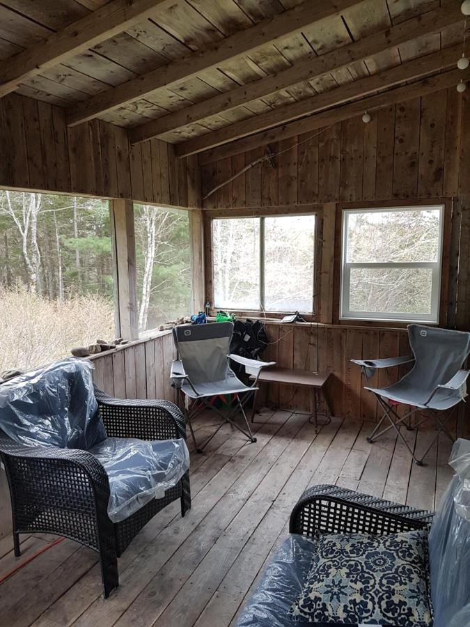 Get away from it all Rock Elm - B&B