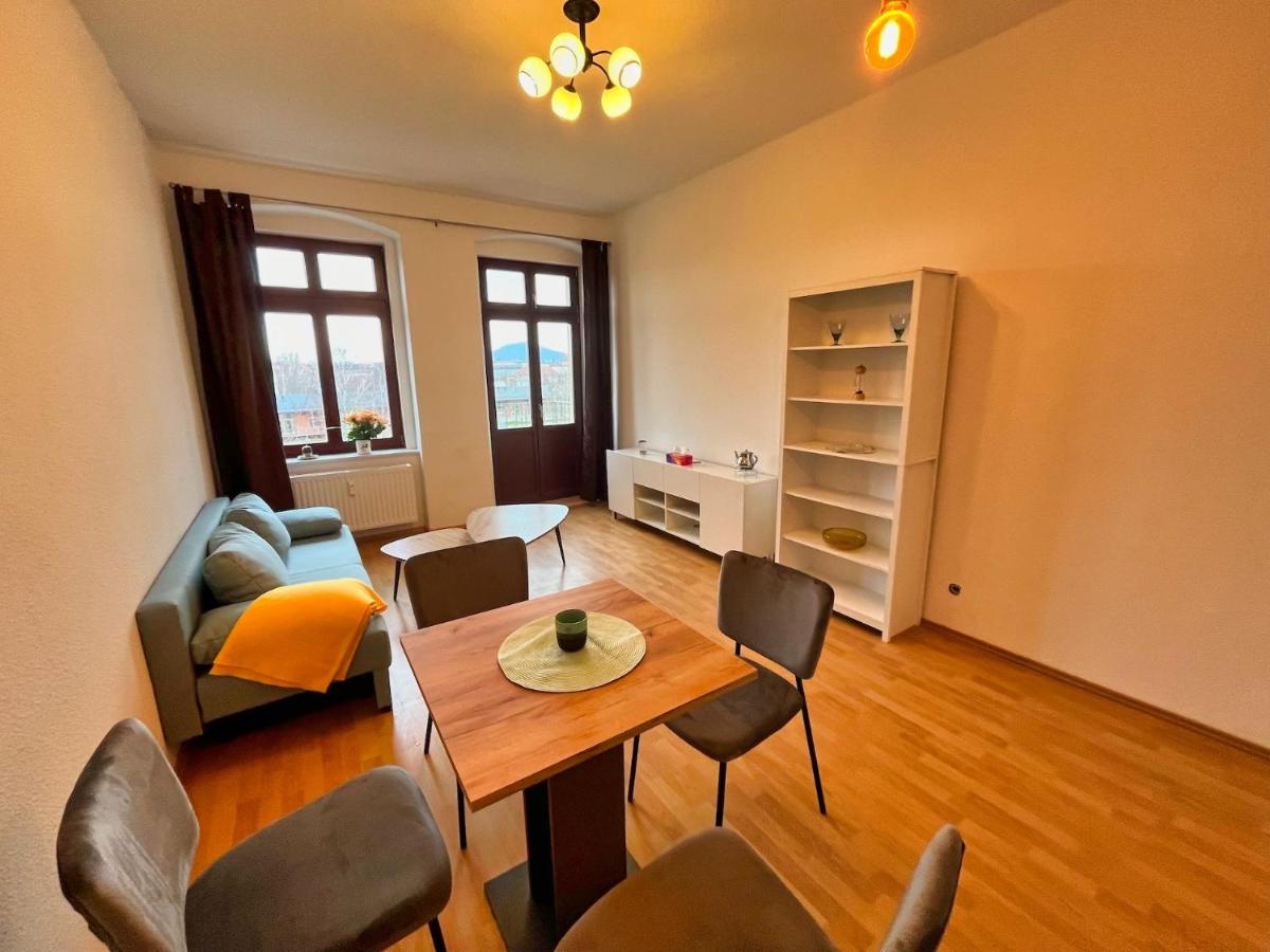 B&B Görlitz - kleine feine Wohnung mit Balkon - Bed and Breakfast Görlitz