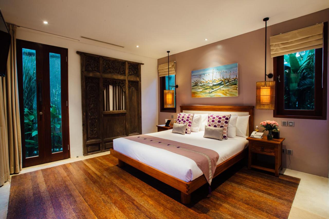 Puri Saanti Three-Bedroom Villa with Private Pool and Free Return Airport Transfer