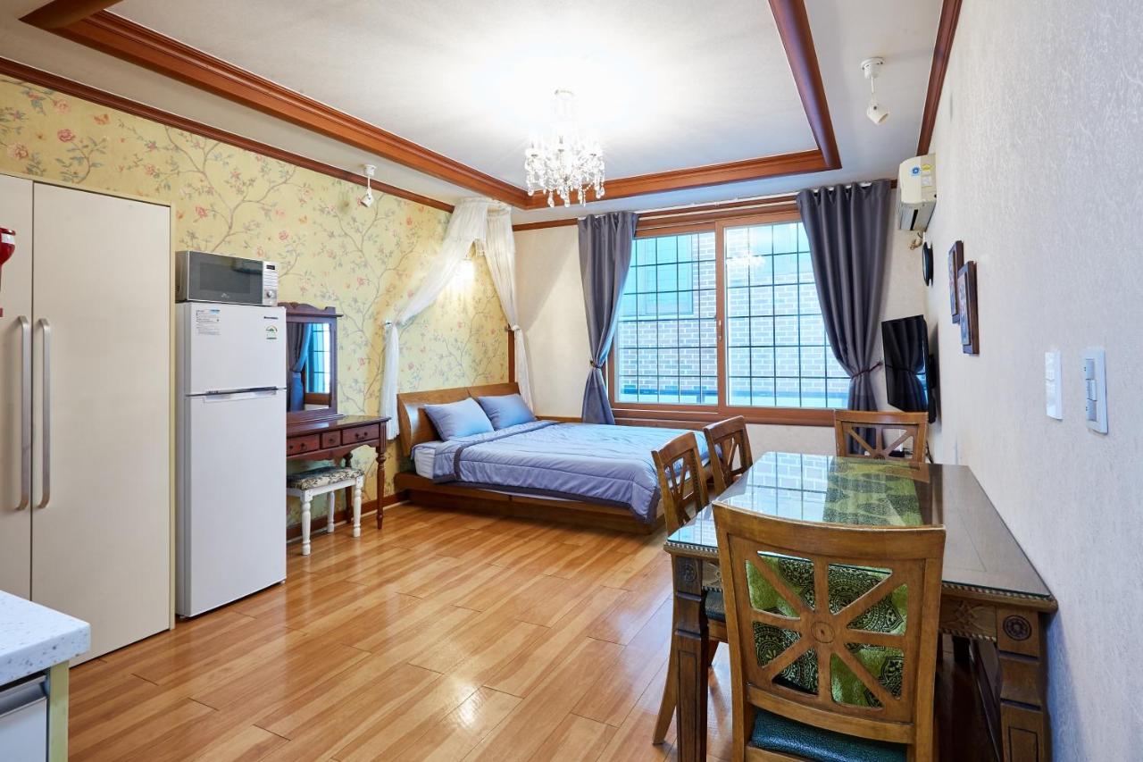 Double Room 3