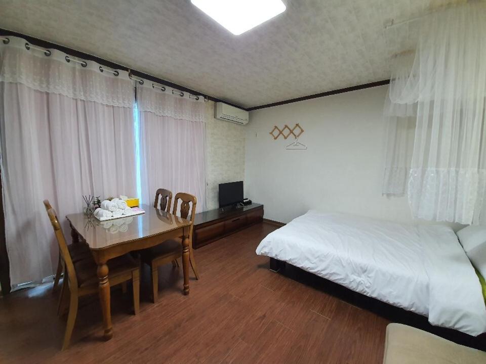 Double Room 4