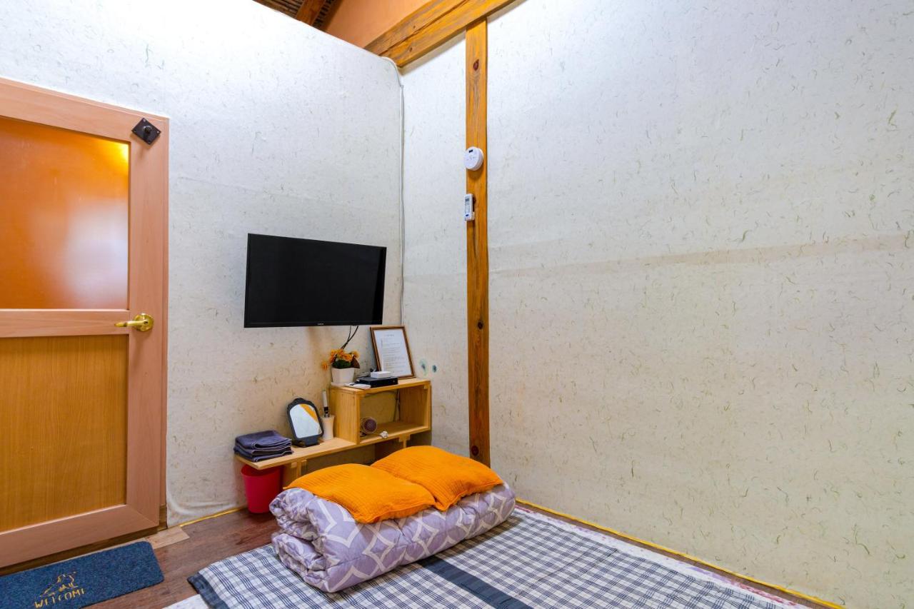 Double Room 2