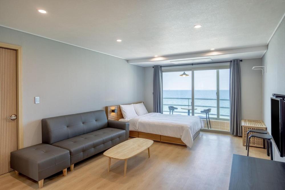 Double Room 6