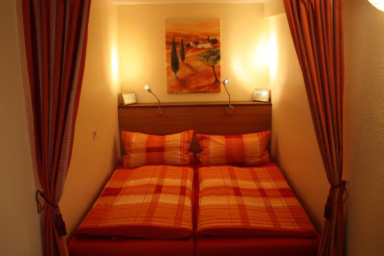 One-Bedroom Apartment with Terrace
