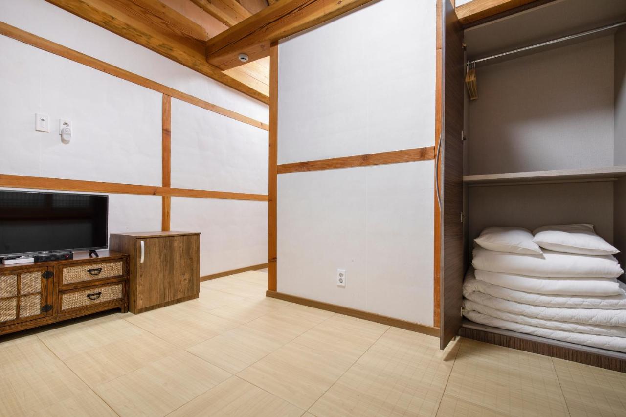 Double Room 1
