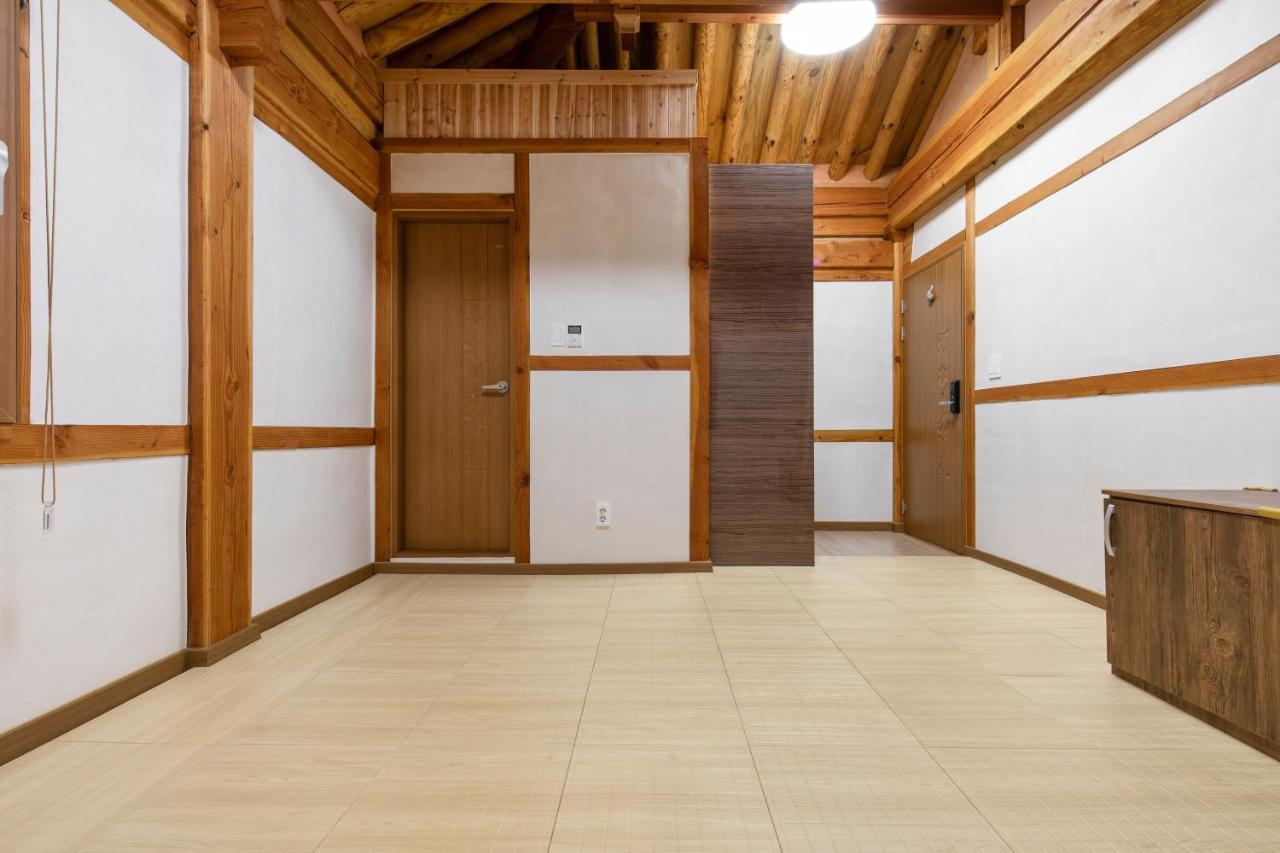 Double Room 2