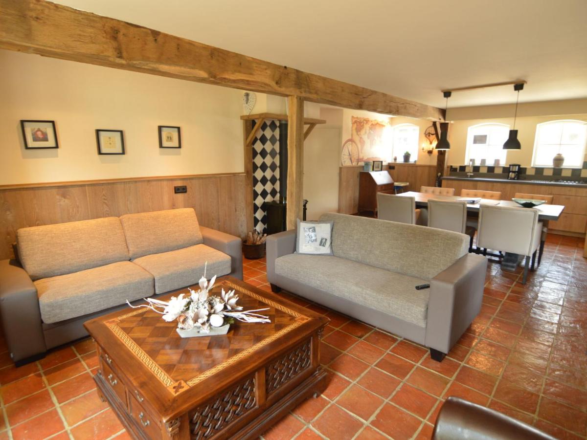 B&B Haaren - Pleasant Holiday Home near the centre of Haaren - Bed and Breakfast Haaren