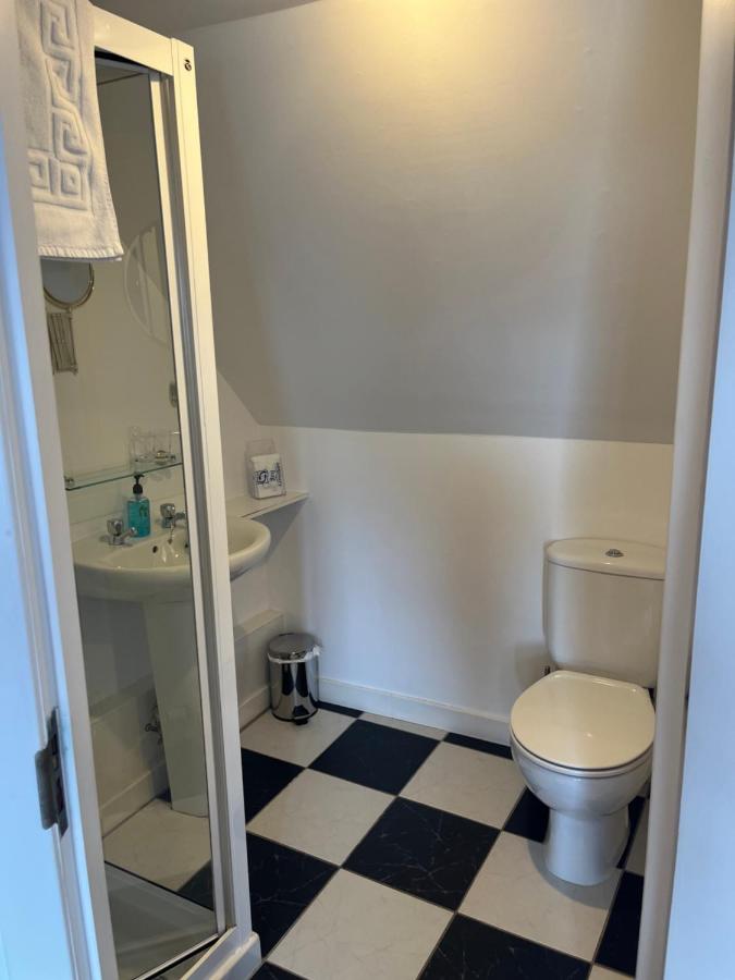 Habitación Doble con baño privado - 2 camas