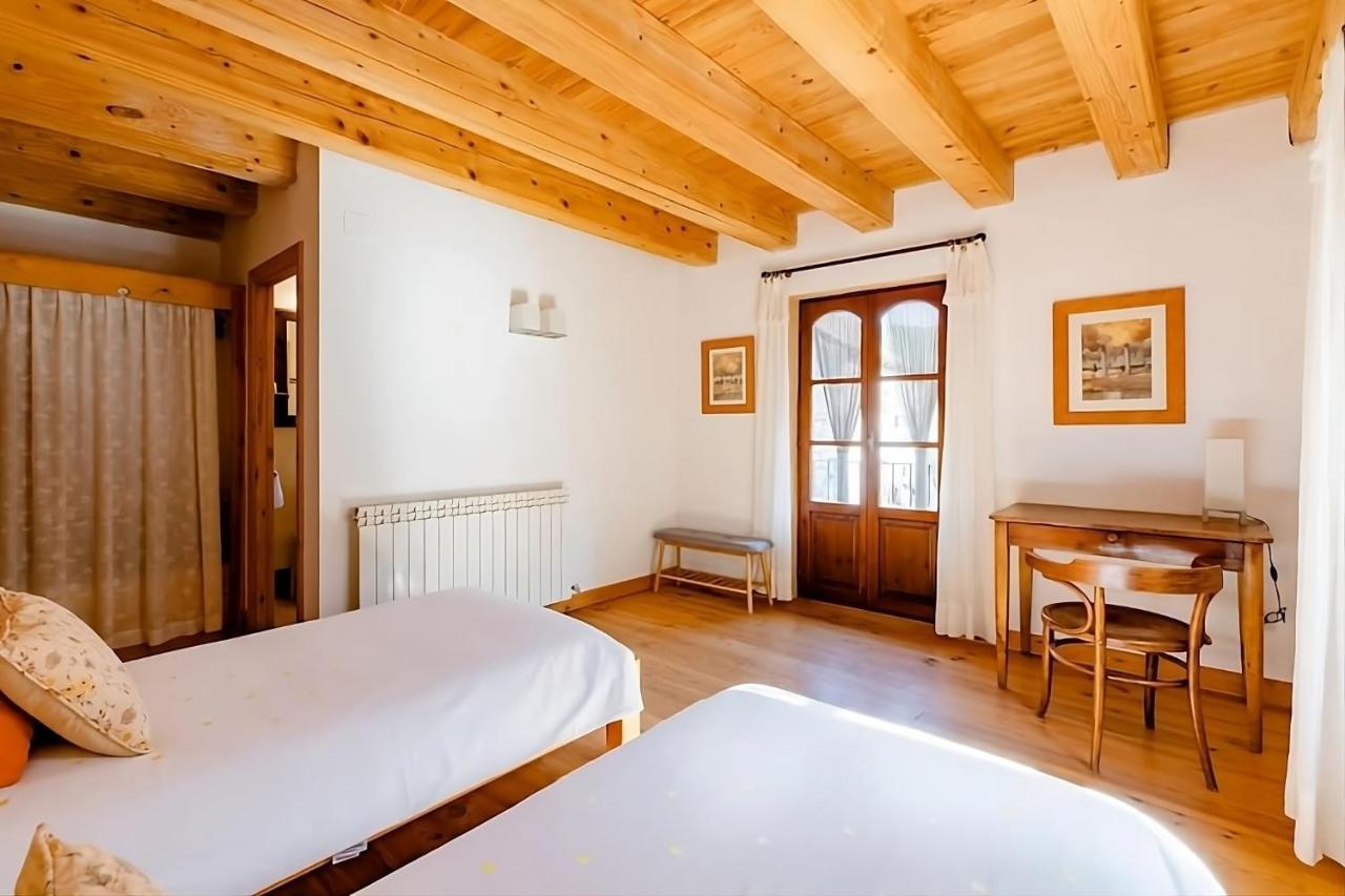 Twin Room with Balcony
