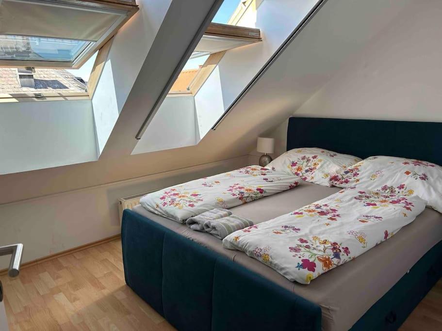 Appartamento con 2 Camere da Letto