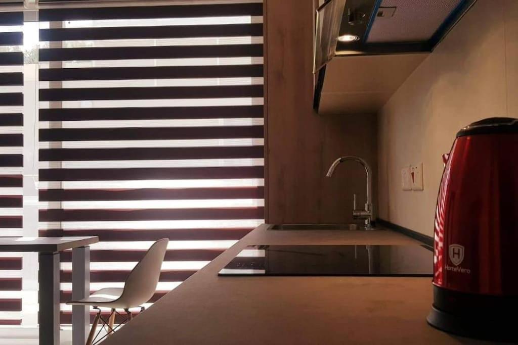 GZIRA Central Modern Apartment - Ferienwohnung Il-Gżira