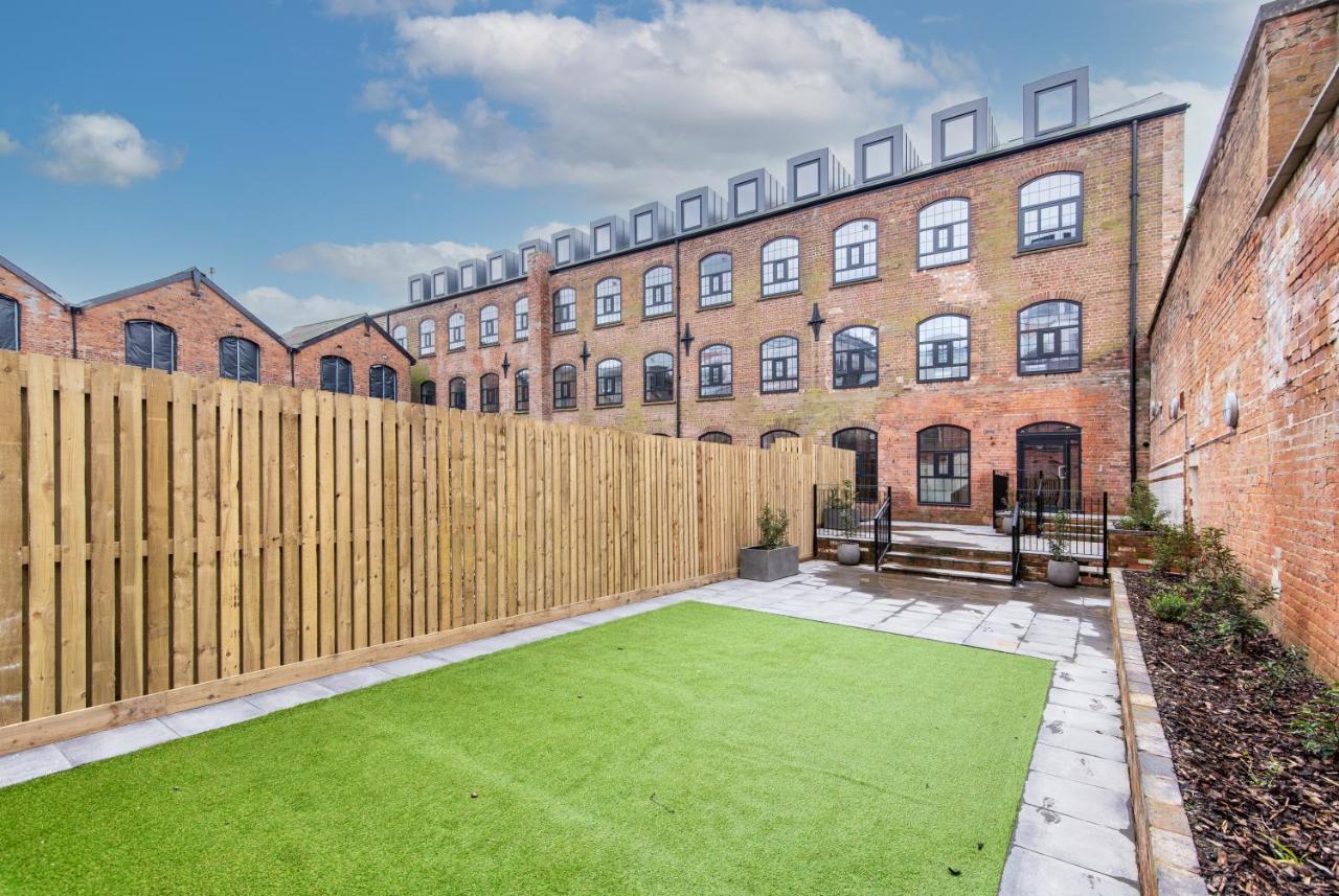 Modern 1 Bedroom Apartment Near Nottingham Train Station - Bed and Breakfast